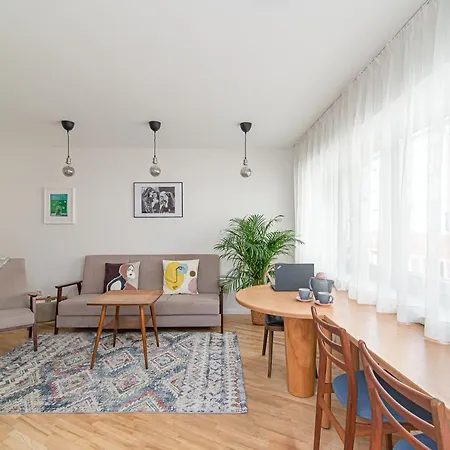 Slow-down, Relax, Take It Easy In Artsy Oasy * Vilna